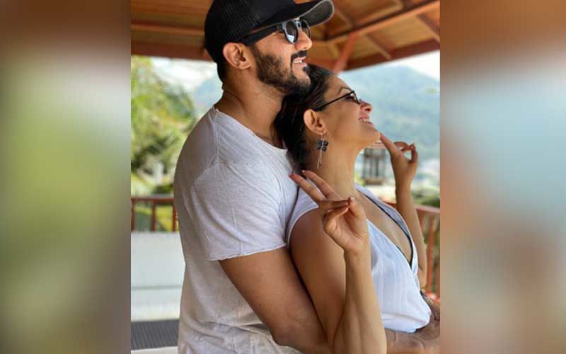New Mommy Anita Hassanandani’s Husband Rohit Reddy Shares FIRST Glimpse Of Their Baby Boy