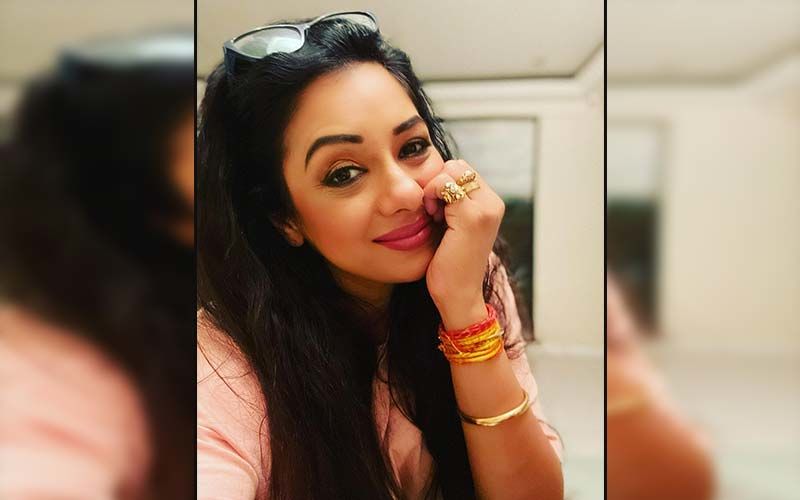 Anupamaa: COVID-19 Recovered Rupali Ganguly Faints On Set? Video Of Actress From The Shoot Goes Viral-WATCH