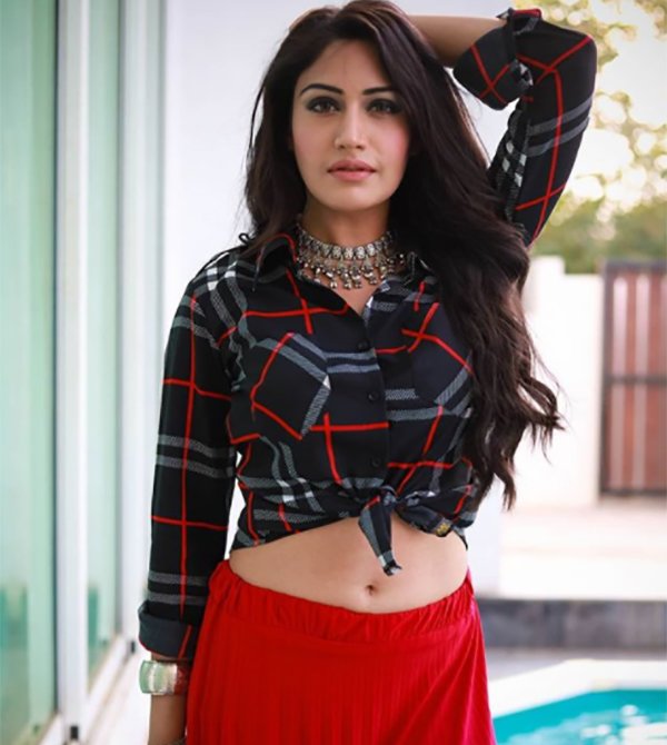 surbhi chandana