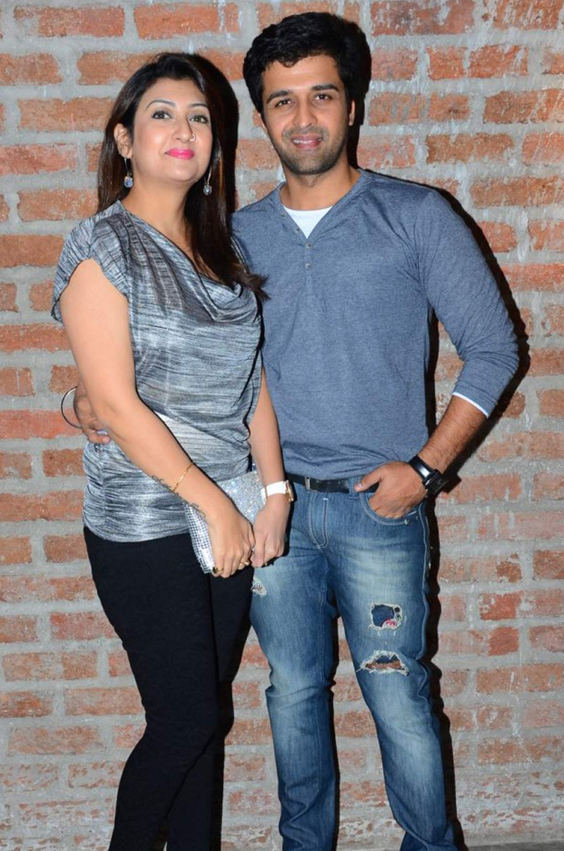 sachin shroff with ex wife juhi parmar