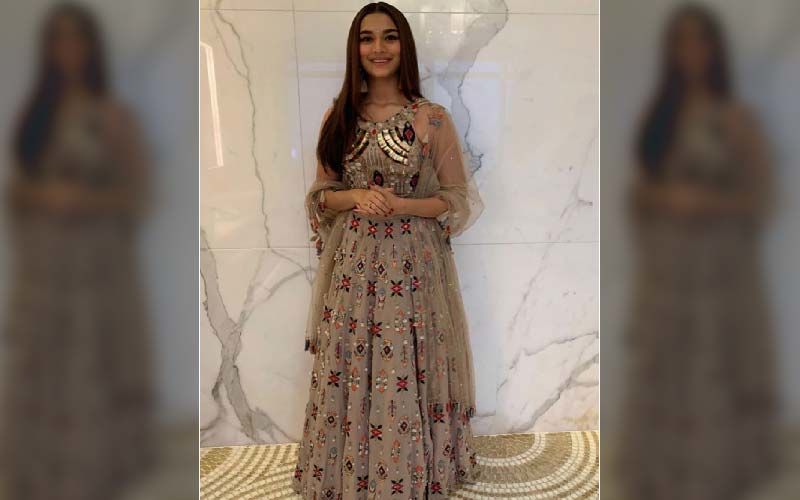 Filmfare Awards 2020: Saiee Manjrekar Looks Drop Dead Gorgeous In A Dazzling Attire For The Red Carpet