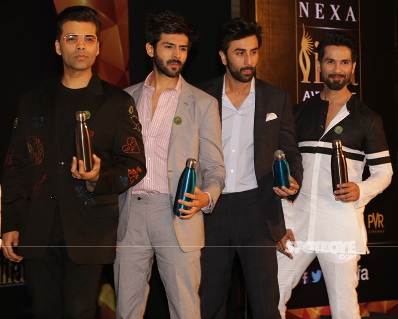 Karan Johar Kartik Aryan Ranbir Kapoor And Shahid Kapoor Posing At IIFA Photo Shoot