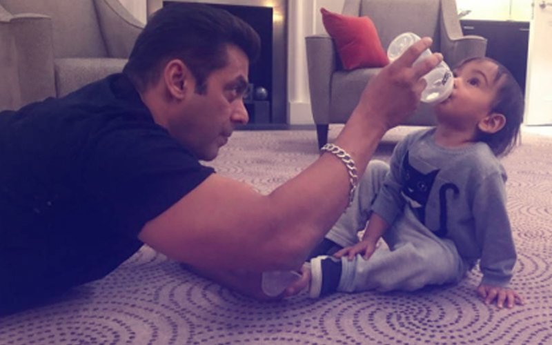 Salman Khan & Ahil's Latest Picture Is Too Adorable For Words
