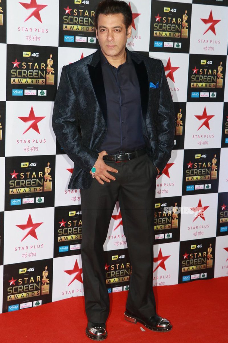 salman khan at star screen awards