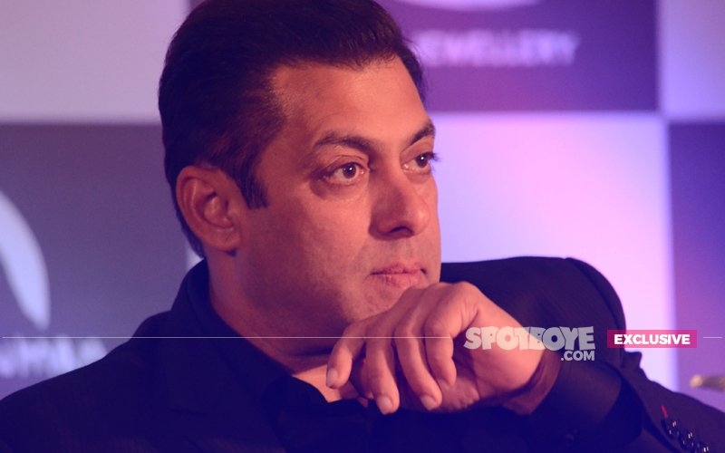 Salman Khan's Wounds Inflicted By Eros Have NOT Healed, Look What Has He Done!