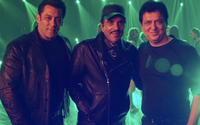 Yamla Pagla Deewana Phir Se: Salman Reunites With Dharmendra; Rekha & Shatrughan Sinha Join The Bandwagon...