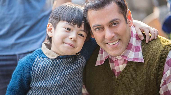 salman khan with little matin ray tangu