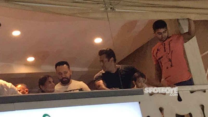 salman khan with nephew ahil