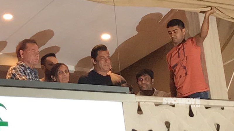 salman khan with parents