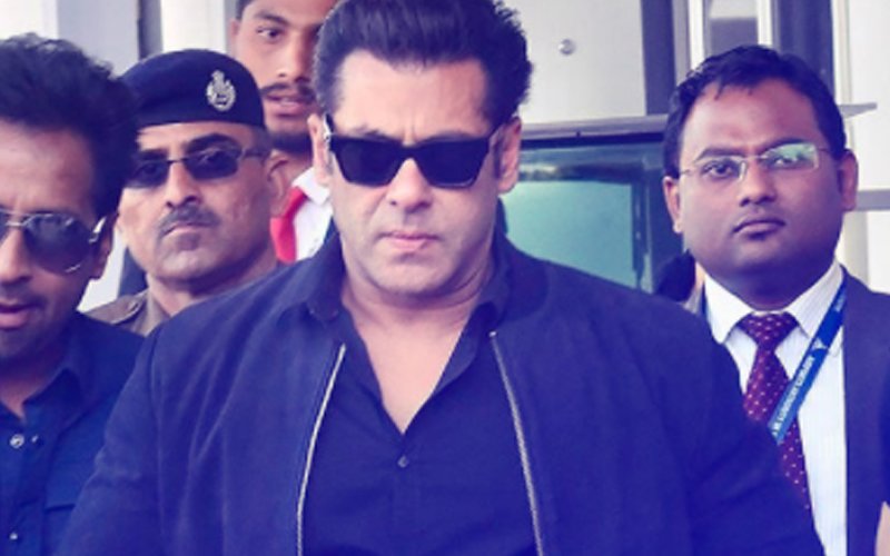 Salman Khan DEATH THREAT: Race 3 Shoot STALLED; Superstar RUSHED Back Home