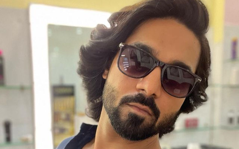 SHOCKING! Dancer Salman Yusuff Khan HARASSED At Airport By Immigration Officer For Not Knowing Kannada Language-See VIDEO
