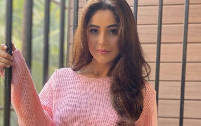 Bigg Boss 13's Shehnaaz Gill Makes A Stylish Winter Statement In Her Pretty Pink Sweater And Shorts; Talks About Following Dreams