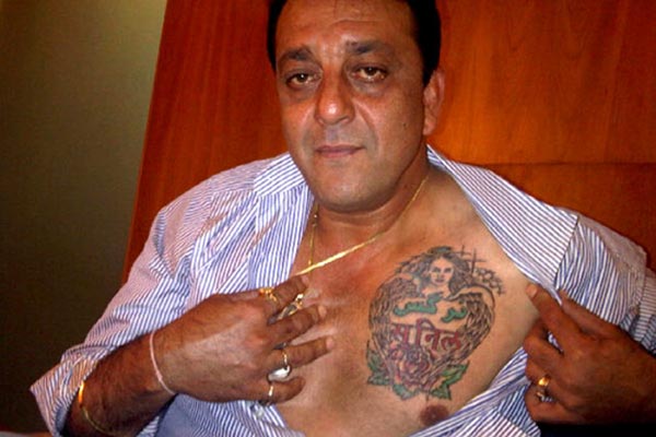 sanjay dutt tattoo of parents sunil and nargis dutt