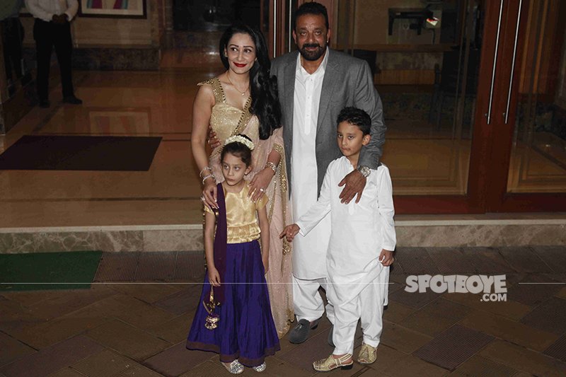 sanjay dutt with wife maanayata and kids