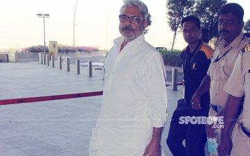 PADMAVATI CONTROVERSY: Sanjay Leela Bhansali Heads To Delhi For Parliamentary Committee Meeting