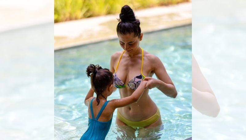 Sanjeeda Shaikh Teaches Daughter Ayra How To Swim, Gets BRUTALLY Trolled For Wearing A Bikini; Netizens Say, ‘Full Kapde Bhi Pahn Liya Kro’