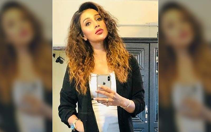 Sanyantika Banerjee's Response On Troll: I Only Listen To Constructive Criticism, Rest I Ignore, Says Actress