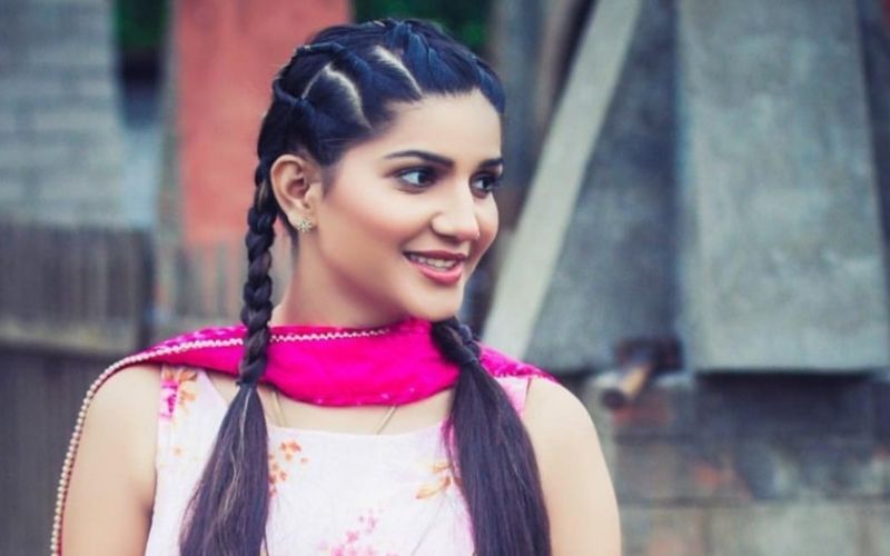 बिहार में परफॉर्म करने पहुंची सपना चौधरी के कार्यक्रम में मची भगदड़, एक की हुई मौत
