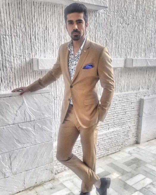 saqib saleem looks daper in suit