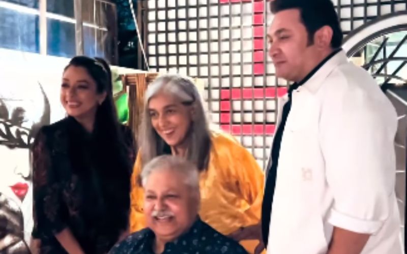 Rupali Ganguly Reunites With Her ‘Sarabhai Vs Sarabhai’ Family; Netizens Demand A Season 3- Watch Video