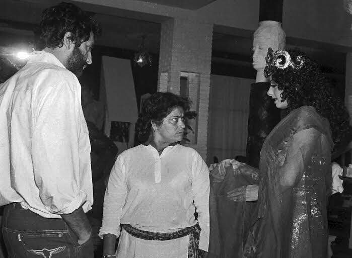 saroj khan teaching sridevi dance shekhar kapur watches them while shooting mr india