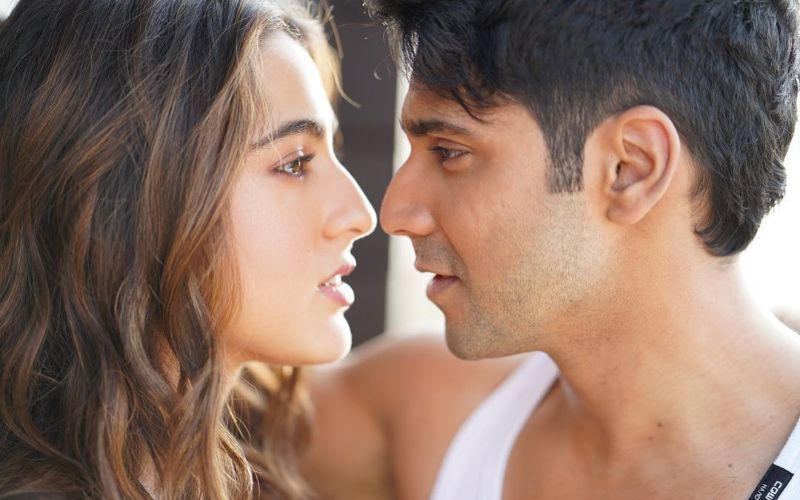 Coolie No 1 Song Tera Siva: Sara Ali Khan Is Raising The Heat In Her Bikini Avatars And A Sizzling Chemistry With Varun Dhawan
