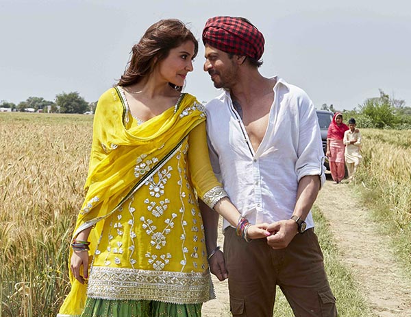 shah rukh khan and anushka sharma in jab harry met sejal