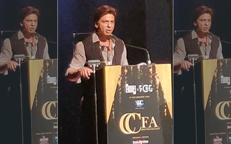 Shah Rukh Khan Roasts Critics, Says, “It’s A Film, Not A Hotel For God’s Sake”