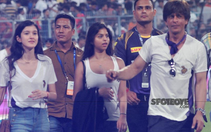 IPL Fever: Suhana Khan & Shanaya Kapoor Cheer For Shah Rukh Khan’s KKR