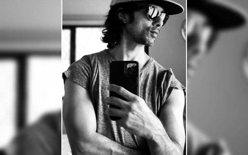 Shahid Kapoor Shares Monochrome Pictures; His Grungy And Messy Hair Look  Reminds Us Of His Kaminey Days - See Pics