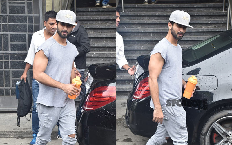 Shahid Kapoor Spotted At His Casual Best Outside The Gym In The City