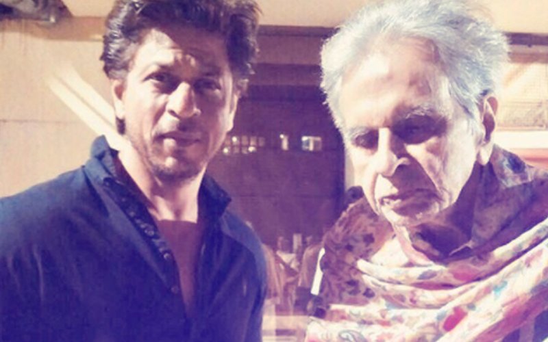 PIC: Shah Rukh Khan Drops In To Meet Dilip Kumar