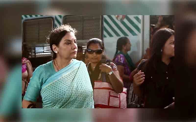 Shabana Spotted Travelling By Local Train