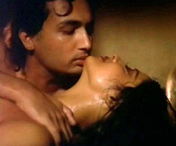 shekhar suman and rekha hot scene in utsav