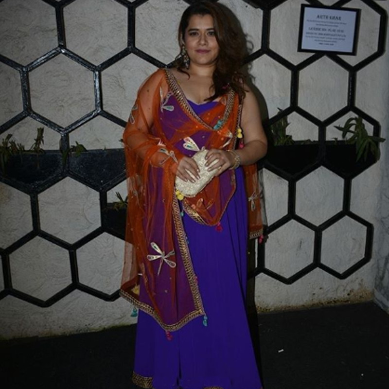 shikha image shikha image