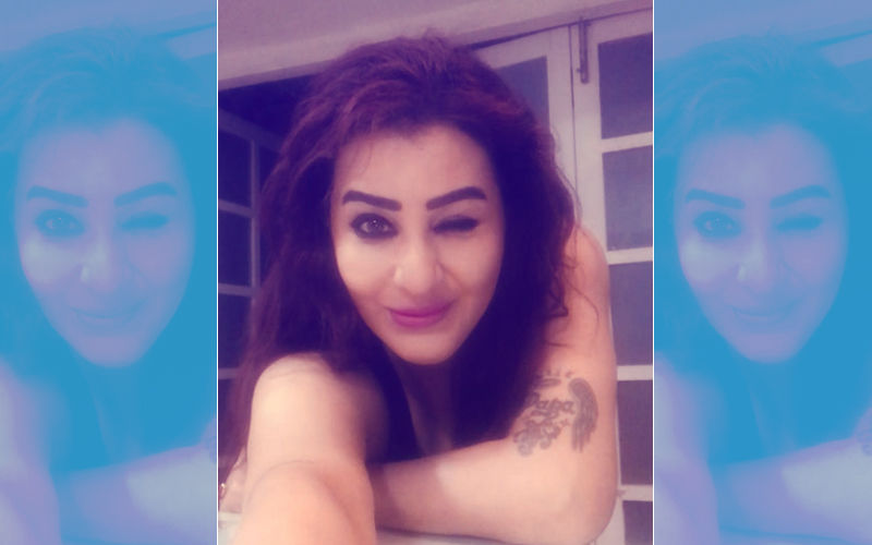 Post Dirty Comments On Her Hair, Body And Nose, Shilpa Shinde Shares Picture In The Same Attire Again– With A Wink!