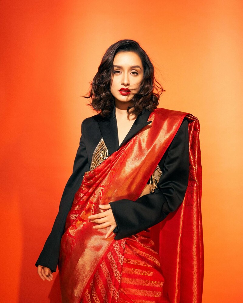 Shraddha Kapoor Paints The Town Red With THESE 5 Stunning Saree Looks ...