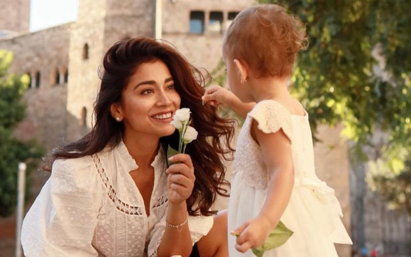 Shriya Saran Opens Up About Receiving NEGATIVE Comments For Hiding Daughter Radha’s Face; Says, ‘Unka Kaam Hai Likhna, Mera Kaam Hai Avoid Karna’