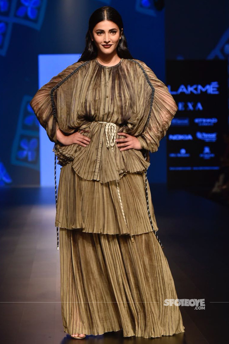 shruti haasan at lakme fashion week 2018