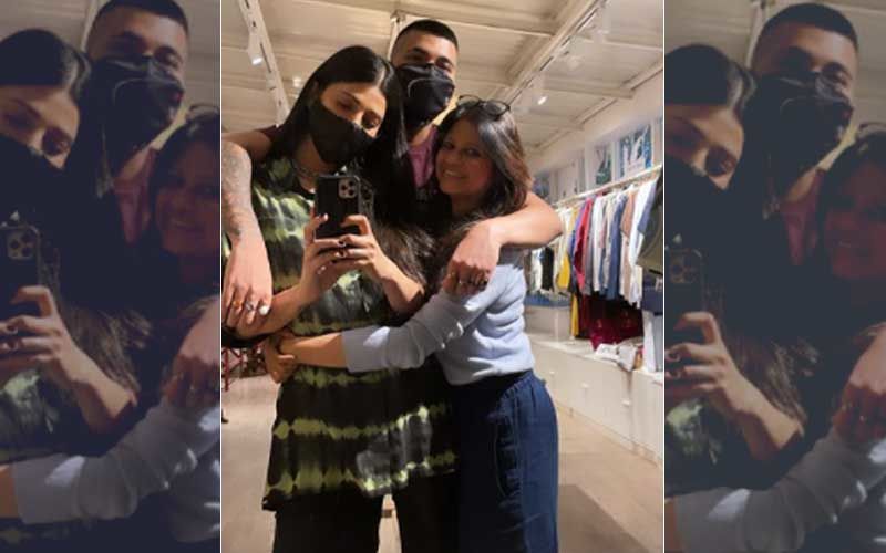 Lovebirds Shruti Haasan And Boyfriend Santanu Hazarika Cuddle Up In This Cute Picture As They Pose With A Costume Designer – PICS Inside