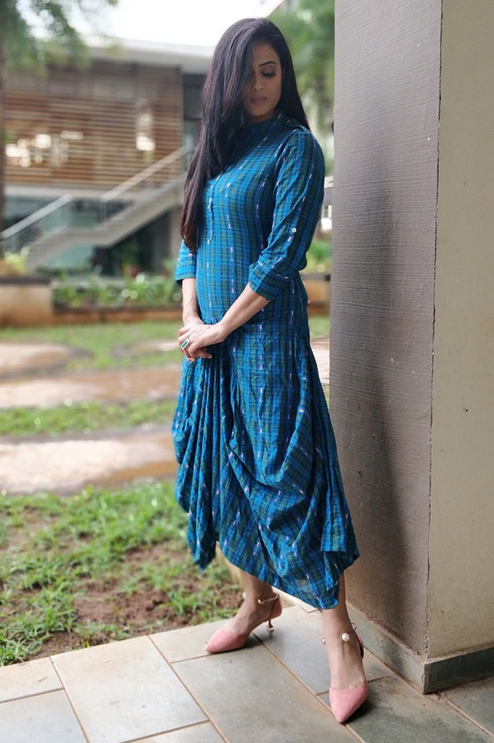 shweta tiwari poses for a photo shoot