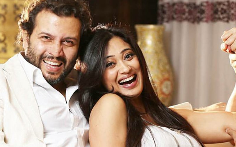 Look At That! Shweta Tiwari Shows Off Mommy Glow At Baby Shower