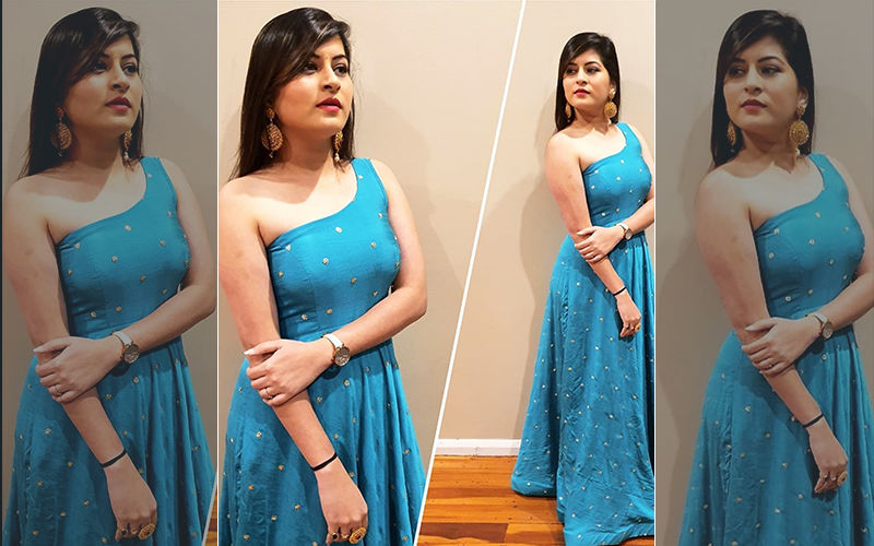 Singer Savaniee Ravindra's Hot New Look In This Off Shoulder Gown Is Setting A New Trend