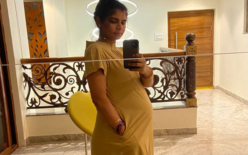 THIS Popular Singer REGRETS Not Sharing Her Pregnancy Photos Because Of Trollers And Past Miscarriage: ‘I Was Scared’