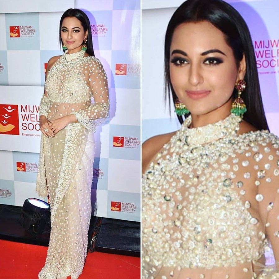 sonakshi sinha at mijwan 2018