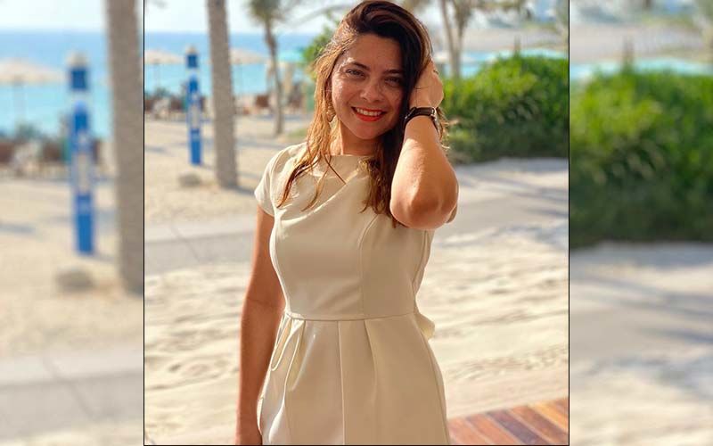 Sonalee Kulkarni Shares A Sun And Sand Throwback  Of The Beaches In UAE
