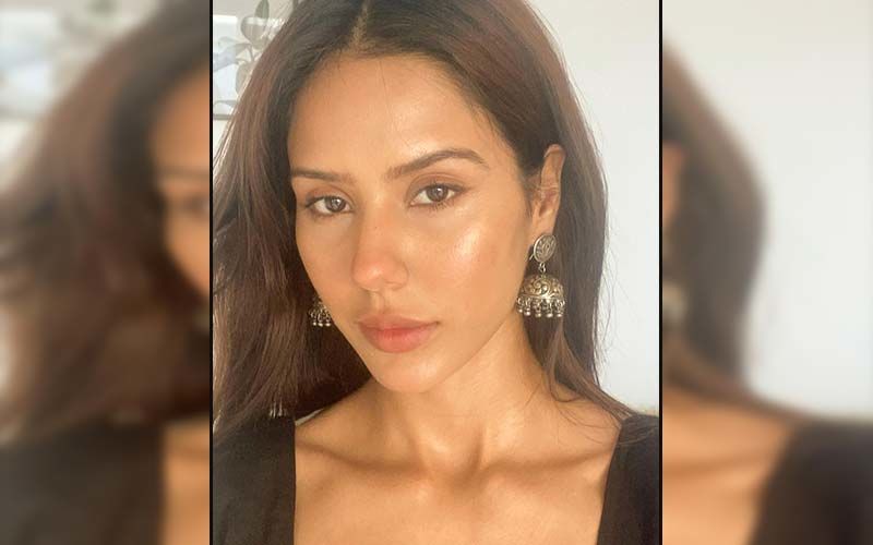 Sonam Bajwa Takes The Internet By Storm In A Sassy Casual Outfit; Shares Pics On Insta