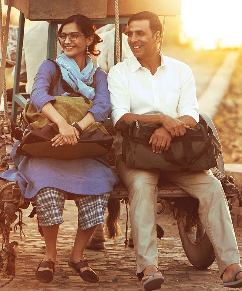 sonam kapoor and akshay kumar in padman