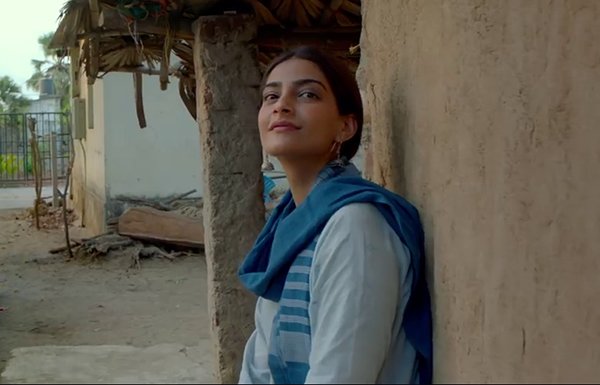 sonam kapoor in pad man