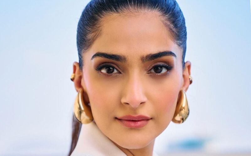 Bangladesh Crisis: Sonam Kapoor Extends Heartfelt Support Amid Rising Death Tolls, Says 'Lets All Pray For Them'